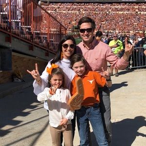 Meet your Posher, Valrie